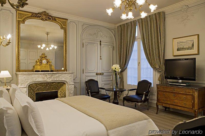 Grand Powers Hotel Paris Room photo